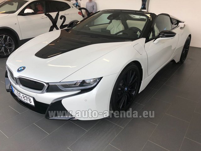Rental BMW i8 Roadster Cabrio First Edition 1 of 200 eDrive in Vienna International Airport