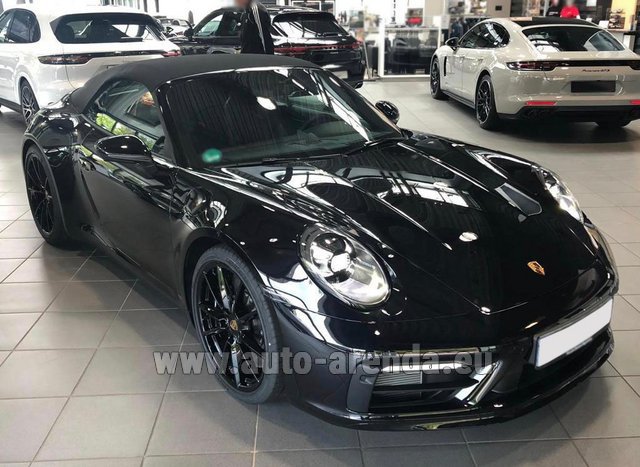 Rental Porsche 911 Carrera 4S Cabriolet (black) in Linz