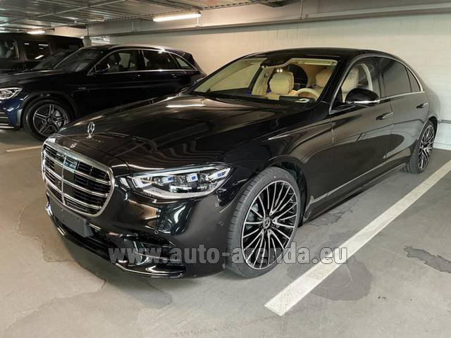 Transfer from Zauchensee to Munich by Mercedes-Benz S-Class S 500 Long 4MATIC AMG equipment W223 car