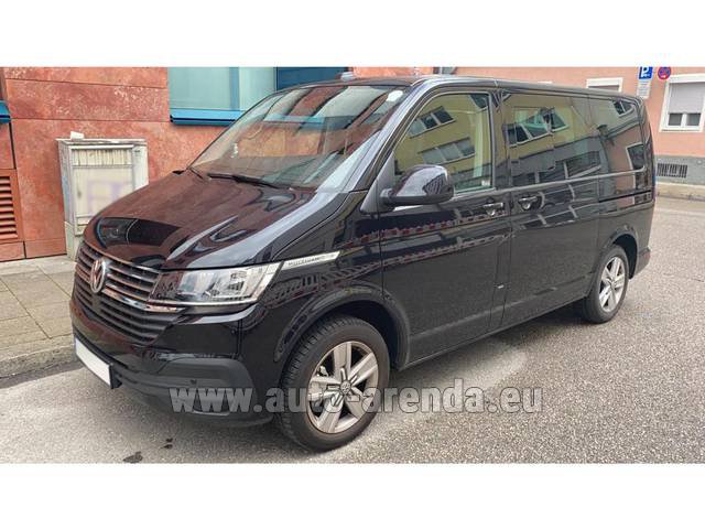 Transfer from Schladming to Munich Airport by Volkswagen Multivan car